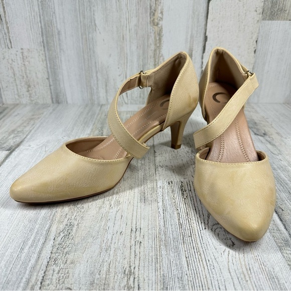 New Journee Collection Tillis D'Orsay Pump in Nude #891 - Picture 5 of 13